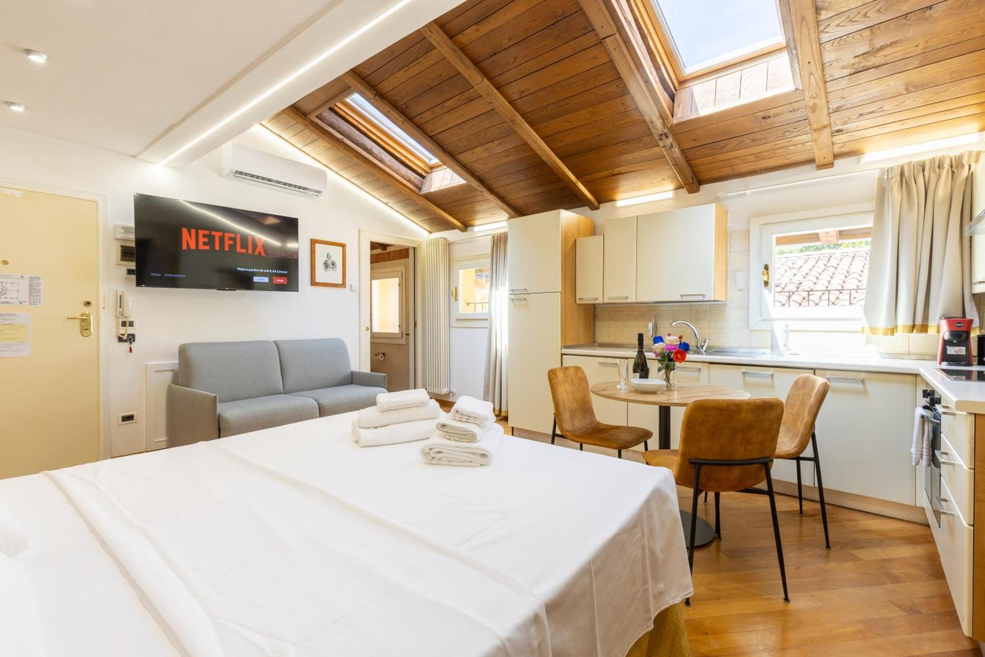 Frassinago Suites-Bolognarooms Exterior foto